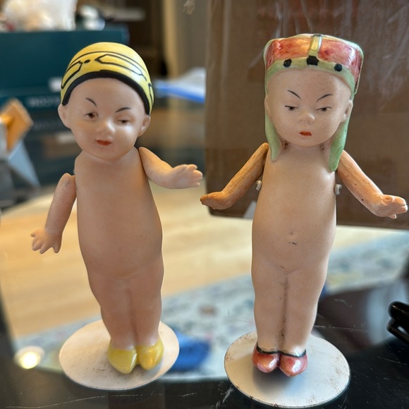 Two adorable old bisque dolls - Picture 1 of 3